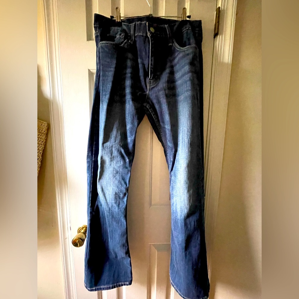 Levi’s 527 dark blue boot cut jeans 32x32